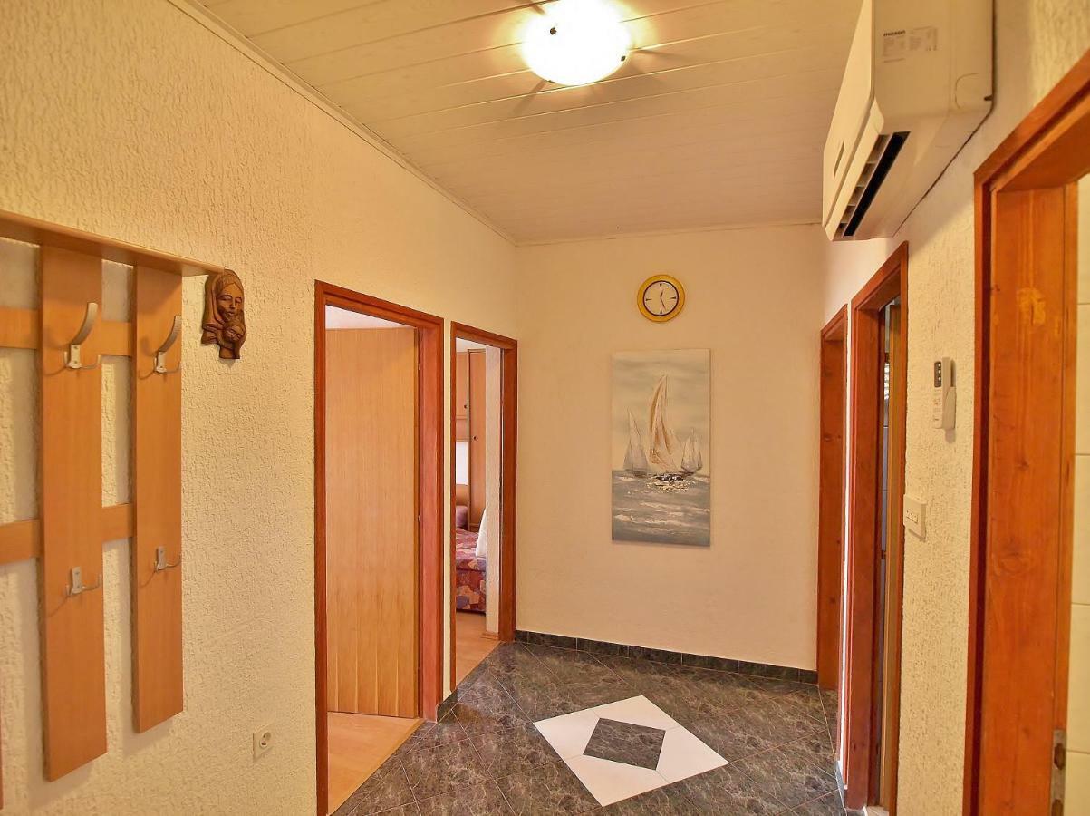 Apartmani Danijela Lopar Exteriör bild