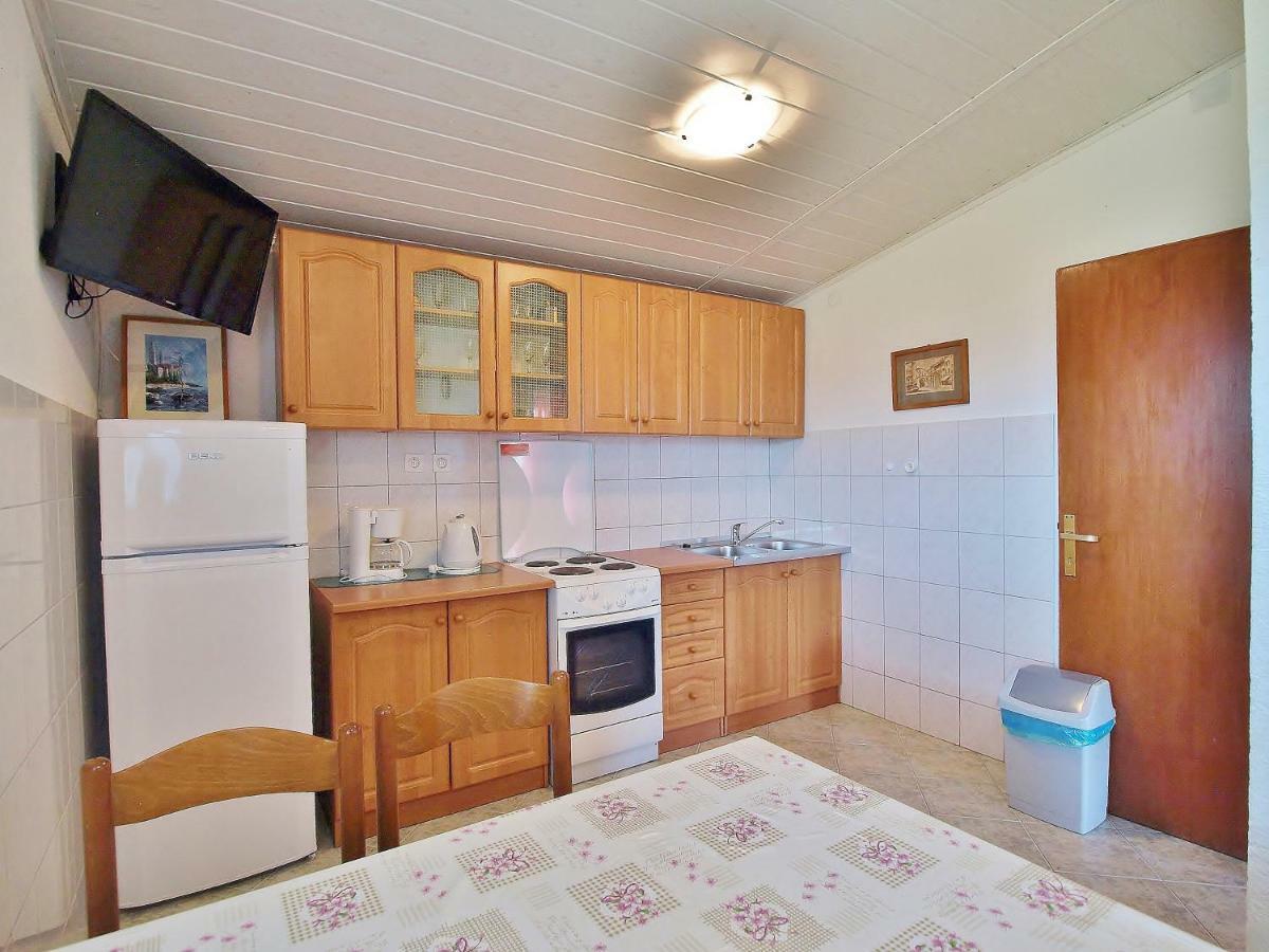 Apartmani Danijela Lopar Exteriör bild